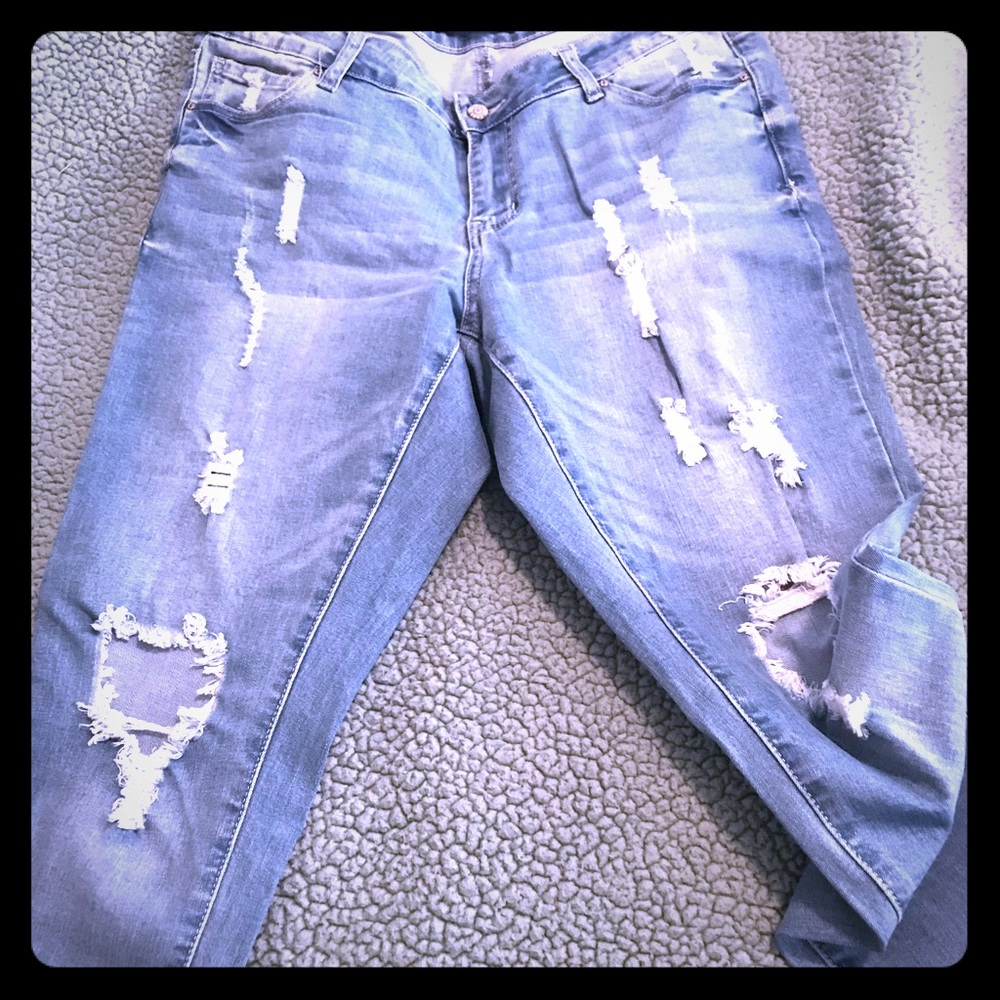Distress jeans